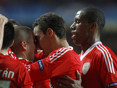 Benfica x Zenit Champions League 11/12 :: playmakerstats.com
