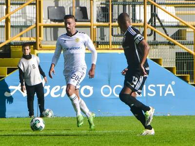 Clube Desportivo Nacional [www.cdnacional.pt] - Está dado o apito inicial.  Concentra-te e encontra o nome de 6 jogadores da nossa equipa sénior de  futebol, nesta autêntica 'Sopa de letras'. Escreve-os na caixa