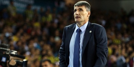 Velimir Perasovic :: Statistics :: Titles :: Titles (in-depth) :: Career ::  Games :: News & Features :: Videos :: Photos :: playmakerstats.com